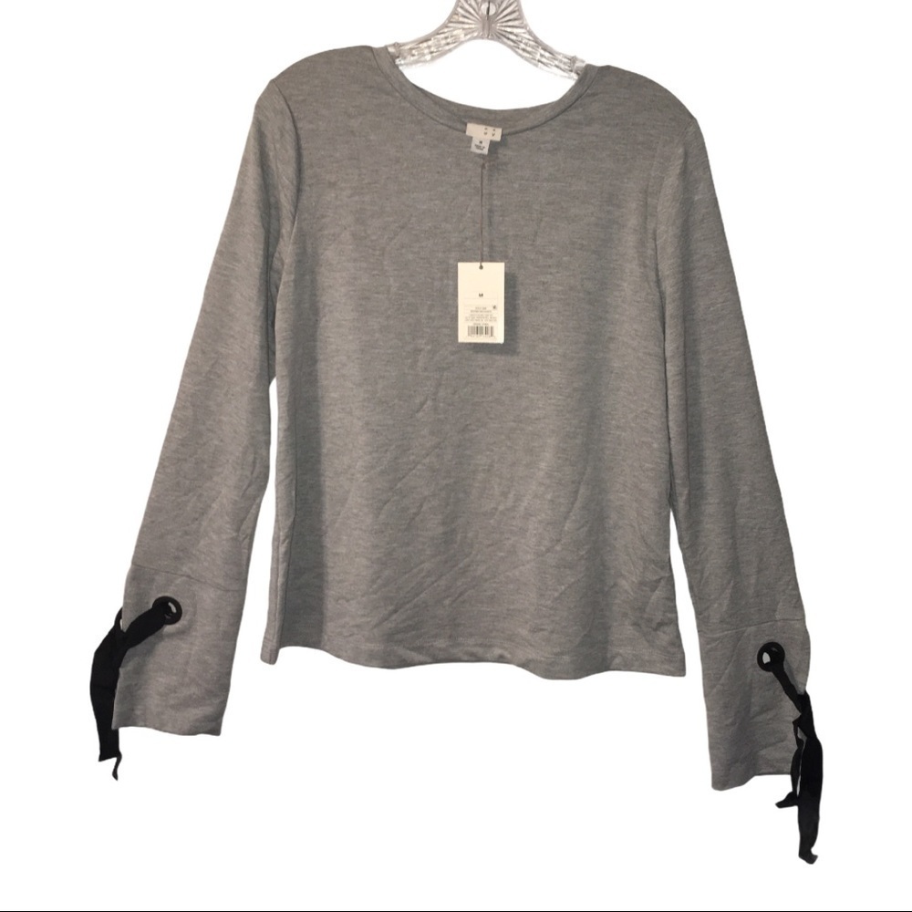 3/$21 NWT a new day Long sleeve Shirt